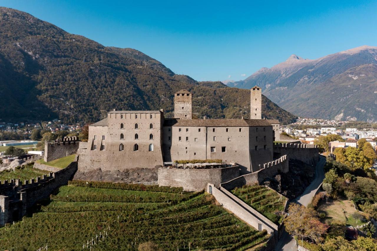Cuore Di Relais E Chateaux 5 Stelle In Bellinzona City Of Castles -By Easylife Swiss Exterior photo